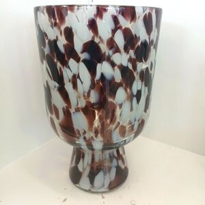 Hand blown tortoise vase